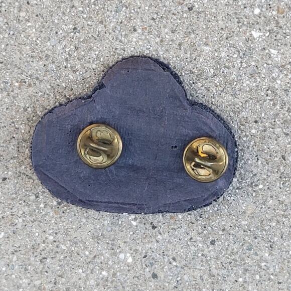 Vtg US Air Force Embroidered Patch Pin - Picture 4 of 4